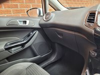 USED 2015 15 FORD FIESTA 1.2 ZETEC 3d 81 BHP 