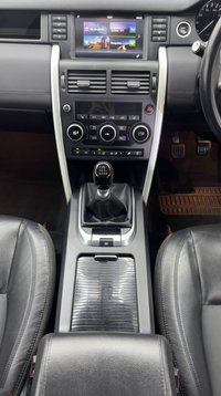 USED 2015 65 LAND ROVER DISCOVERY SPORT 2.0 TD4 SE TECH 5d 150 BHP 