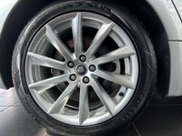 USED 2013 13 JAGUAR XF 3.0 D V6 PREMIUM LUXURY SPORTBRAKE 5d 240 BHP REAR CAMERA