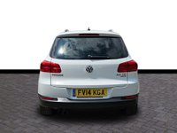 USED 2014 14 VOLKSWAGEN TIGUAN 2.0 MATCH TDI BLUEMOTION TECH 4MOTION DSG 5d 139 BHP FV14KGA VOLKSWAGEN TIGUAN 2.0 MATCH TDI BLUEMOTION TECH 4MOTION DSG 5d 139 BHP