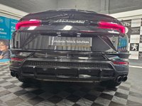 USED 2024 24 LAMBORGHINI URUS 4.0 V8 S 5d 658 BHP OVER &pound;27,000 OF OPTIONS