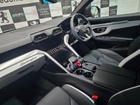 USED 2024 24 LAMBORGHINI URUS 4.0 V8 S 5d 658 BHP OVER &pound;27,000 OF OPTIONS