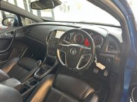 USED 2012 12 VAUXHALL ASTRA GTC 2.0 VXR 3d 276 BHP FULL SERVICE HISTORY