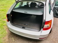USED 2020 20 SKODA OCTAVIA 1.5 SE L TSI DSG 5d AUTO 148 BHP SATNAV//REAR PARK SENSORS//1/2 LEATHER/SUEDE//APPLE-PLAY//BLUETOOTH//DAB//17' ALLOYS//ELECTRIC FOLDING MIRRORS//AIRCON//ROOF-RAILS//AUX-IN//USB//FULL SKODA SERVICE HISTORY\\\JUST MOT'D AUTO 148 BHP SATNAV//REAR PARK SENSORS//1/2 LEATHER/SUEDE//APPLE-PLAY//BLUETOOTH//DAB//17' ALLOYS//ELECTRIC FOLDING MIRRORS//AIRCON//ROOF-RAILS//AUX-IN//USB//FULL SKODA SERVICE HISTORY\\\JUST MOT'D