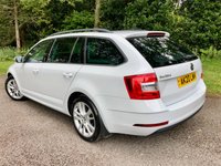 USED 2020 20 SKODA OCTAVIA 1.5 SE L TSI DSG 5d AUTO 148 BHP SATNAV//REAR PARK SENSORS//1/2 LEATHER/SUEDE//APPLE-PLAY//BLUETOOTH//DAB//17' ALLOYS//ELECTRIC FOLDING MIRRORS//AIRCON//ROOF-RAILS//AUX-IN//USB//FULL SKODA SERVICE HISTORY\\\JUST MOT'D AUTO 148 BHP SATNAV//REAR PARK SENSORS//1/2 LEATHER/SUEDE//APPLE-PLAY//BLUETOOTH//DAB//17' ALLOYS//ELECTRIC FOLDING MIRRORS//AIRCON//ROOF-RAILS//AUX-IN//USB//FULL SKODA SERVICE HISTORY\\\JUST MOT'D