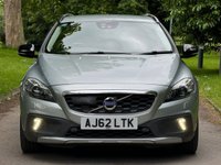 USED 2012 62 VOLVO V40 2.5 T5 CROSS COUNTRY LUX NAV AWD 5d 250 BHP 