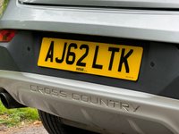 USED 2012 62 VOLVO V40 2.5 T5 CROSS COUNTRY LUX NAV AWD 5d 250 BHP 