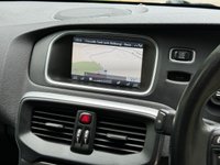 USED 2012 62 VOLVO V40 2.5 T5 CROSS COUNTRY LUX NAV AWD 5d 250 BHP 
