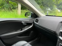 USED 2012 62 VOLVO V40 2.5 T5 CROSS COUNTRY LUX NAV AWD 5d 250 BHP 