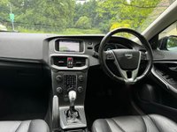 USED 2012 62 VOLVO V40 2.5 T5 CROSS COUNTRY LUX NAV AWD 5d 250 BHP 