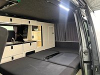 USED 2018 18 VOLKSWAGEN CAMPER VAN 2.0 T28 TDI P/V HIGHLINE CAMPERVAN BMT 101 BHP Extremely well appointed Camper Van, 5 Seater, 4 Berth, Pop up roof, Awning, Drop Down TV,Electric  Power Rock Rolla Bed,