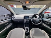 USED 2021 21 TOYOTA AYGO 1.0 VVT-I X-TREND TSS 5d 69 BHP 1 Owner, Full Toyota History, 15" alloys, Tinted Windows, Lane Assist, Climate & Cruise Control, Android Auto, Apple Car Play, Mirror Link, Rear Camera