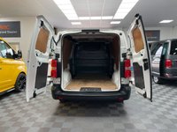 USED 2021 70 VAUXHALL VIVARO 1.5 L2H1 2900 DYNAMIC S/S 101 BHP 1 OWNER LWB EURO 6 CHOICE IN STOCK  2021 1 OWNER FROM NEW AIR CON CRUISE & APPLE CARPLAY