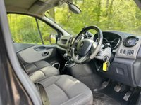 USED 2015 65 RENAULT TRAFIC 1.6 SL27 SPORT DCI S/R P/V 115 BHP