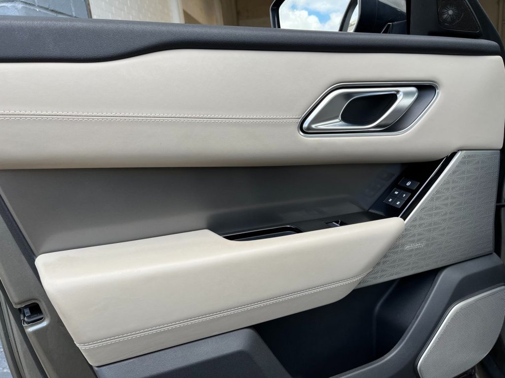 USED 2019 19 LAND ROVER RANGE ROVER VELAR 2.0 HSE 5d 238 BHP 