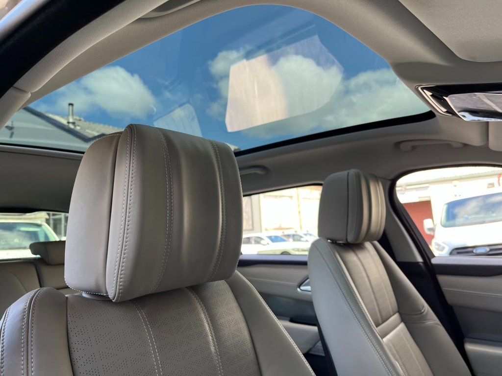 USED 2019 19 LAND ROVER RANGE ROVER VELAR 2.0 HSE 5d 238 BHP 