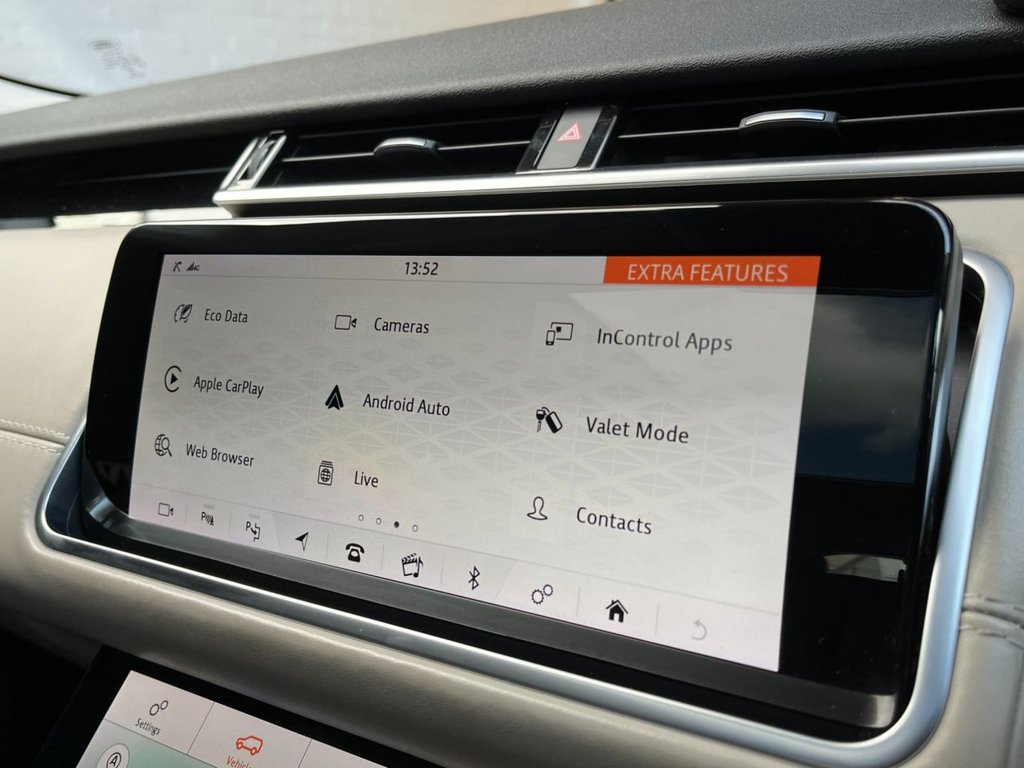 USED 2019 19 LAND ROVER RANGE ROVER VELAR 2.0 HSE 5d 238 BHP 