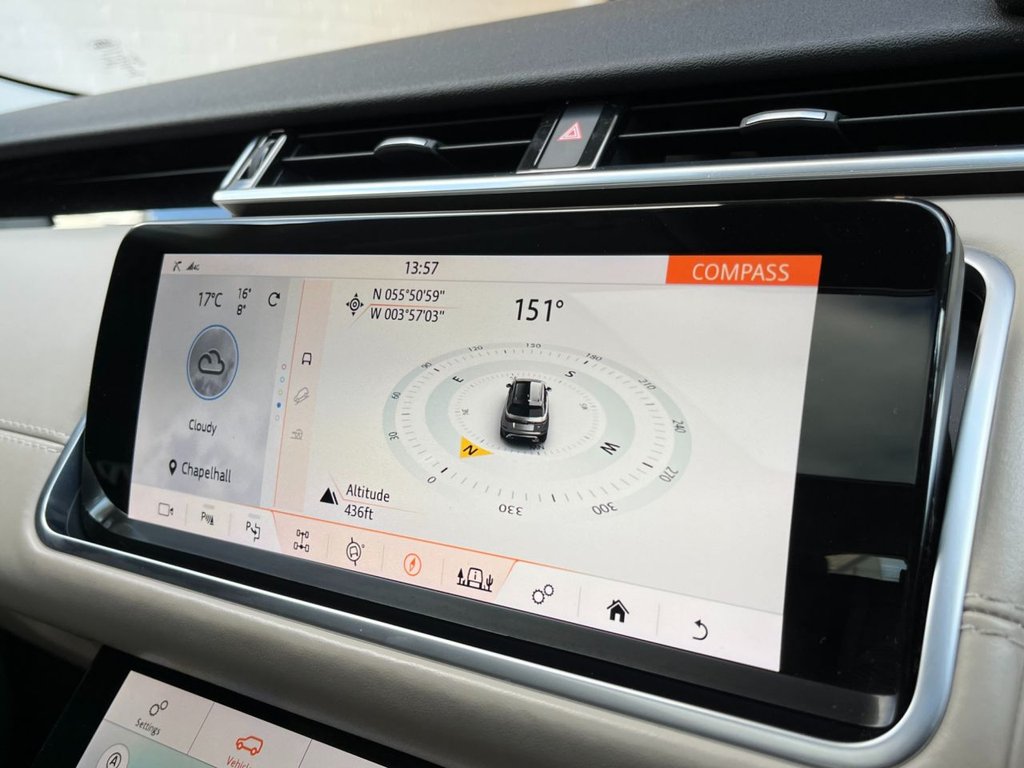 USED 2019 19 LAND ROVER RANGE ROVER VELAR 2.0 HSE 5d 238 BHP 