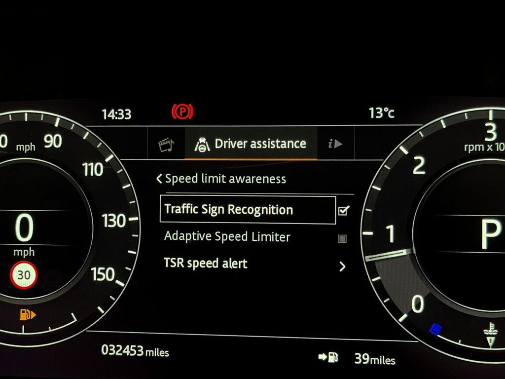USED 2019 19 LAND ROVER RANGE ROVER VELAR 2.0 HSE 5d 238 BHP 