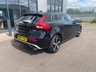 USED 2017 67 VOLVO V40 2.0 T2 R-DESIGN NAV PLUS 122PS LOVELY LOW MILES EURO 6  ULEZ FREE  AIR CONDITIONING