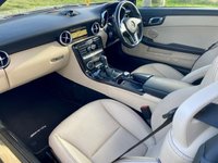 USED 2011 11 MERCEDES-BENZ SLK 3.5 SLK350 BLUEEFFICIENCY AMG SPORT 2d 306 BHP 