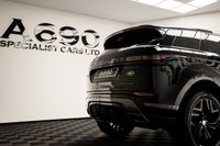 USED 2020 20 LAND ROVER RANGE ROVER EVOQUE 2.0 R-DYNAMIC SE MHEV 5d 178 BHP Black Exterior Style Pack