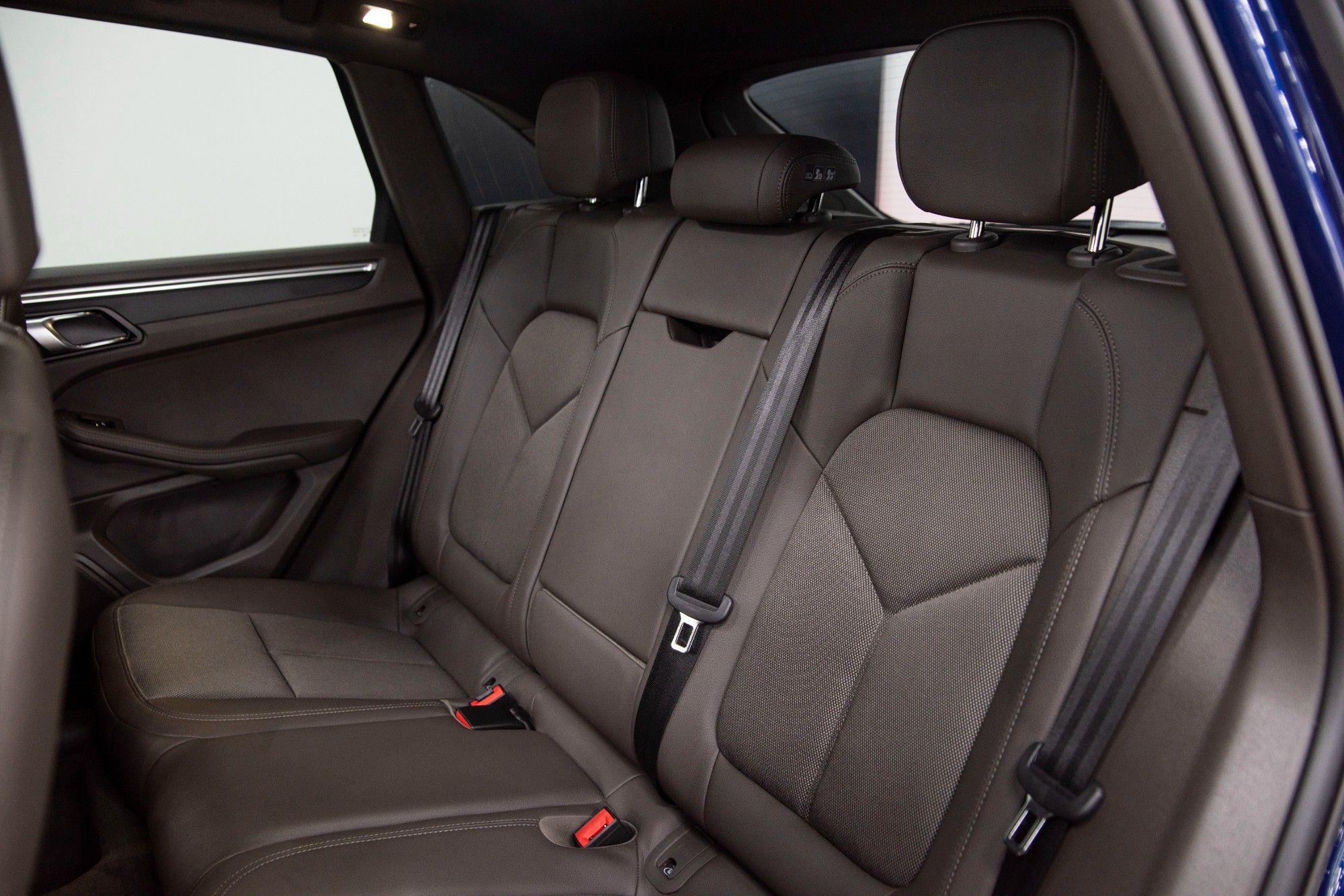 USED 2023 23 PORSCHE MACAN 2.0 PDK 