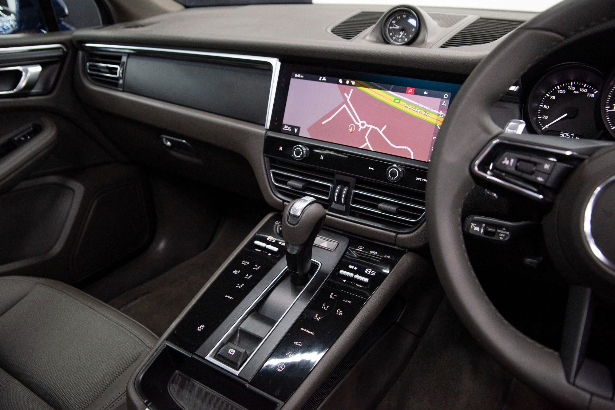 USED 2023 23 PORSCHE MACAN 2.0 PDK 