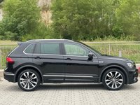USED 2020 69 VOLKSWAGEN TIGUAN 2.0 R-LINE TECH TDI DSG 5d 148 BHP 