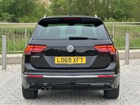 USED 2020 69 VOLKSWAGEN TIGUAN 2.0 R-LINE TECH TDI DSG 5d 148 BHP 
