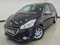 USED 2014 64 PEUGEOT 208 1.2 VTI PURETECH (82 BHP) STYLE ( EURO 5 ) 5DR HATCHBACK + NAV + PAN ROOF + CRUISE + AIR CON + BLUETOOTH + MULTIMEDIA + XENON-LEDS + PARK AID + PRIVACY + 15S PANROOF+PRIVACY+PARK+NAV+DAB+M/MEDIA+B/TOOTH+CRUISE