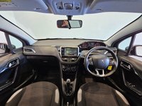 USED 2014 64 PEUGEOT 208 1.2 VTI PURETECH (82 BHP) STYLE ( EURO 5 ) 5DR HATCHBACK + NAV + PAN ROOF + CRUISE + AIR CON + BLUETOOTH + MULTIMEDIA + XENON-LEDS + PARK AID + PRIVACY + 15S PANROOF+PRIVACY+PARK+NAV+DAB+M/MEDIA+B/TOOTH+CRUISE