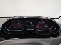 USED 2014 64 PEUGEOT 208 1.2 VTI PURETECH (82 BHP) STYLE ( EURO 5 ) 5DR HATCHBACK + NAV + PAN ROOF + CRUISE + AIR CON + BLUETOOTH + MULTIMEDIA + XENON-LEDS + PARK AID + PRIVACY + 15S PANROOF+PRIVACY+PARK+NAV+DAB+M/MEDIA+B/TOOTH+CRUISE