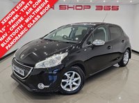 USED 2014 64 PEUGEOT 208 1.2 VTI PURETECH (82 BHP) STYLE ( EURO 5 ) 5DR HATCHBACK + NAV + PAN ROOF + CRUISE + AIR CON + BLUETOOTH + MULTIMEDIA + XENON-LEDS + PARK AID + PRIVACY + 15S PANROOF+PRIVACY+PARK+NAV+DAB+M/MEDIA+B/TOOTH+CRUISE