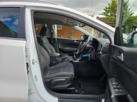 USED 2017 67 KIA SPORTAGE 2.0 CRDI KX-2 5d 134 BHP Full Service History