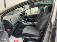 USED 2012 12 PEUGEOT 3008  1.6 e-HDi Allure SUV 5dr Diesel EGC Euro 5 (s/s) (112 ps) P.Sensors,Cruise,11 Services
