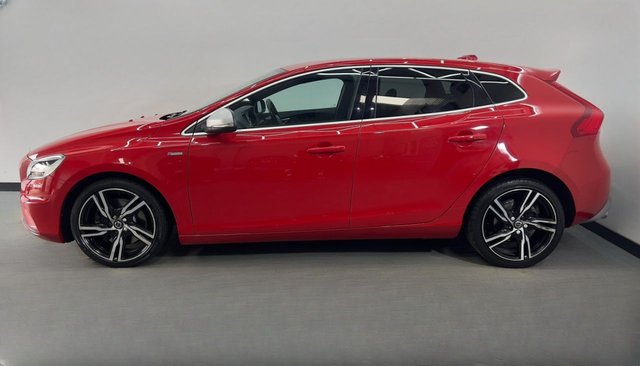 2016 VOLVO V40 - Photo 7