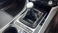 USED 2017 03 JAGUAR XE 2.0 D PRESTIGE 4d 161 BHP 
