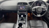 USED 2017 03 JAGUAR XE 2.0 D PRESTIGE 4d 161 BHP 