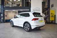 USED 2019 19 VOLKSWAGEN TIGUAN 2.0 R-LINE TECH TDI 5d 148 BHP Digital Dash, Pan Roof