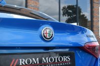 USED 2021 71 ALFA ROMEO GIULIA 2.0 TB VELOCE 4d 277 BHP MISANO BLUE / YELLOW BRAKES
