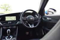 USED 2021 71 ALFA ROMEO GIULIA 2.0 TB VELOCE 4d 277 BHP MISANO BLUE / YELLOW BRAKES