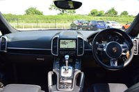 USED 2013 K PORSCHE CAYENNE 3.0 D V6 TIPTRONIC 5d 245 BHP PANORAMIC ROOF / BOSE SOUND