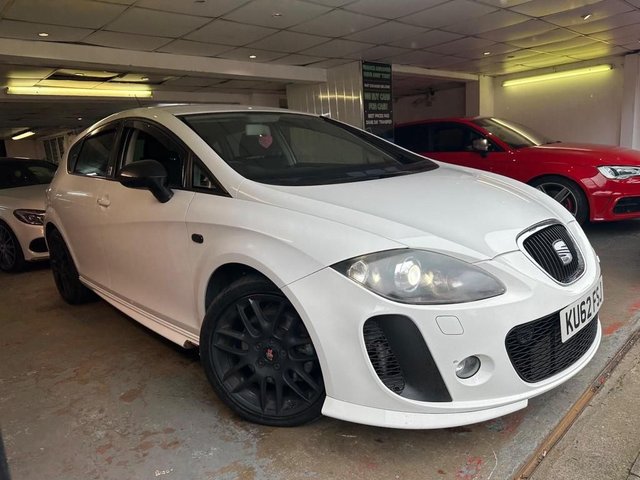 2012 62 Seat Leon 2.0 SUPERCOPA FR PLUS CR TDI DSG 5d 168 BHP