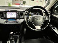USED 2016 16 TOYOTA RAV4 2.5 VVT-I BUSINESS EDITION PLUS 5d 197 BHP SAT NAV+KEYLESS+17"ALLOYS
