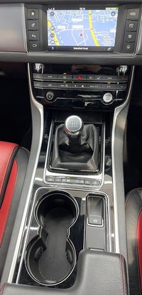 USED 2016 16 JAGUAR XF 2.0 R-SPORT 4d 177 BHP 