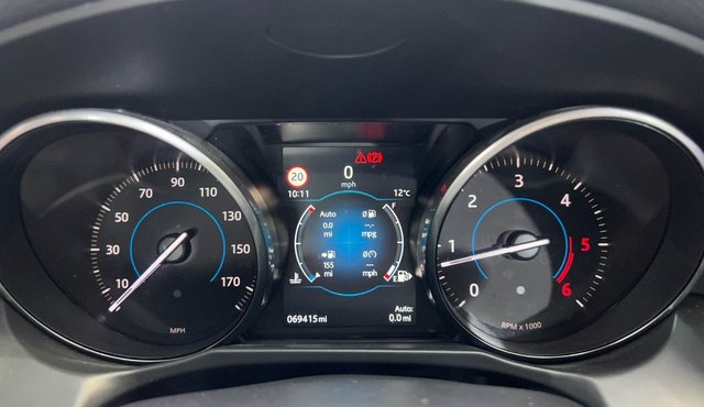 2016 JAGUAR XF - Photo 11