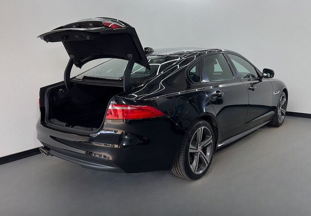 2016 JAGUAR XF - Photo 10