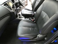 USED 2019 69 MITSUBISHI L200 2.3 DI-D BARBARIAN DCB 148 BHP STUNNING EXAMPLE TRUCKMAN HARDTOP LOAD LINER TOW BAR APP SAT NAV LEATHER HEATED SEATS REAR VIEW CAMERA 2 OWNERS SERVICE HISTORY