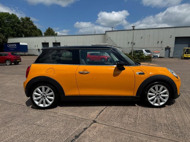 View our MINI HATCH COOPER